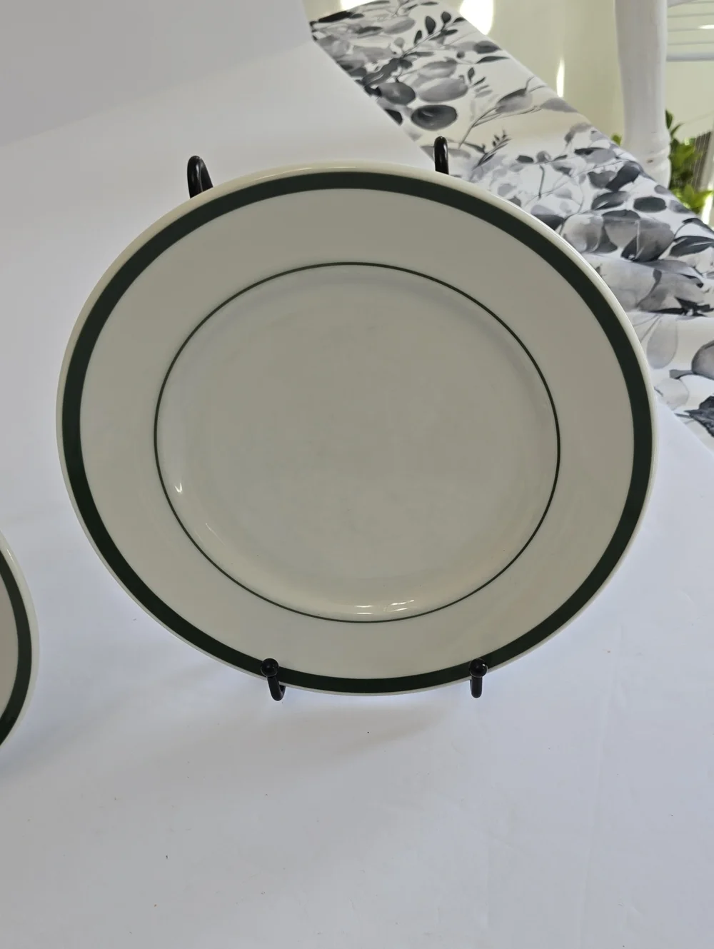 Williams Sonoma Set Of 3 Brasserie Salad Plates Porcelain White Green Rim Japan
